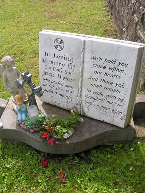 Hynes, Gweeneeny